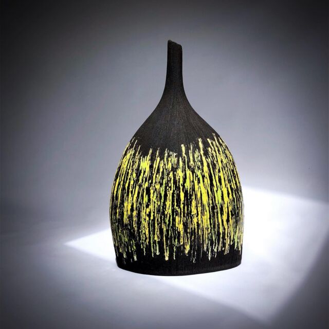 Kostrel is the Cornish word for a flask and this is a big one standing at 36cm tall. I walked through the most beautiful meadow of buttercups this spring (see last pic) and this slip decoration colourway was born of that experience 💚💛💚
#ceramicart
#contemporaryceramics
#studiopottery
#potteryofinstagram
#cornwall
#earthenware
#slipdecoration
#vase
#madebyhand
#lovemakingpots
#countryside
#buttercup
#meadow
#blackceramic
#texture
#vessle
#sculpture
#inspiredbynature
#earthforms
#antheabowen
#lovelocalarts
#cornwallbuyslocal
#porthleven